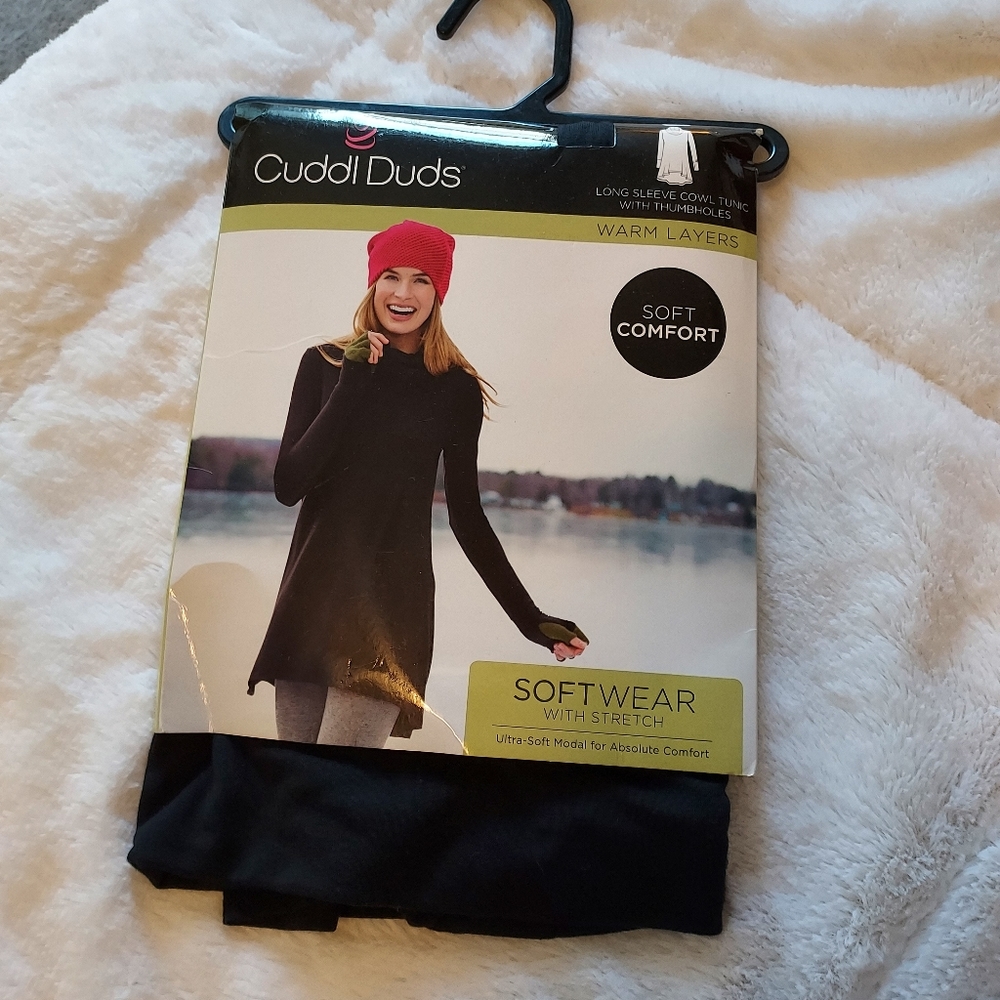 Cuddle duds top